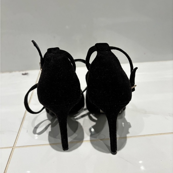 Black Strappy Heels, size 7 - Picture 3 of 5